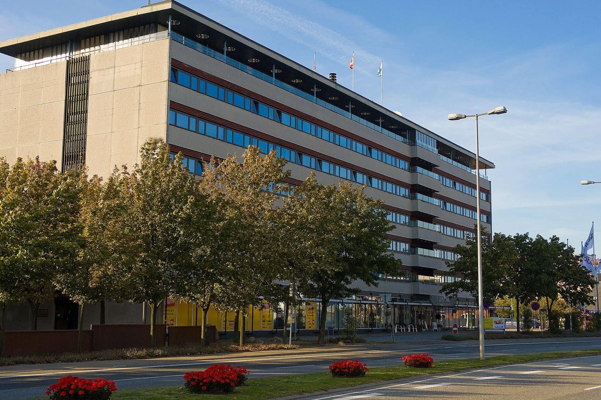 Harbour Living By Jutlandia - Hostel Style Frederikshavn Dış mekan fotoğraf
